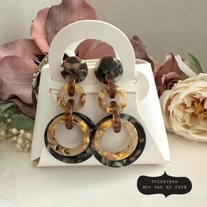 Lele Sadoughi Honey Loop de Loop Earrings